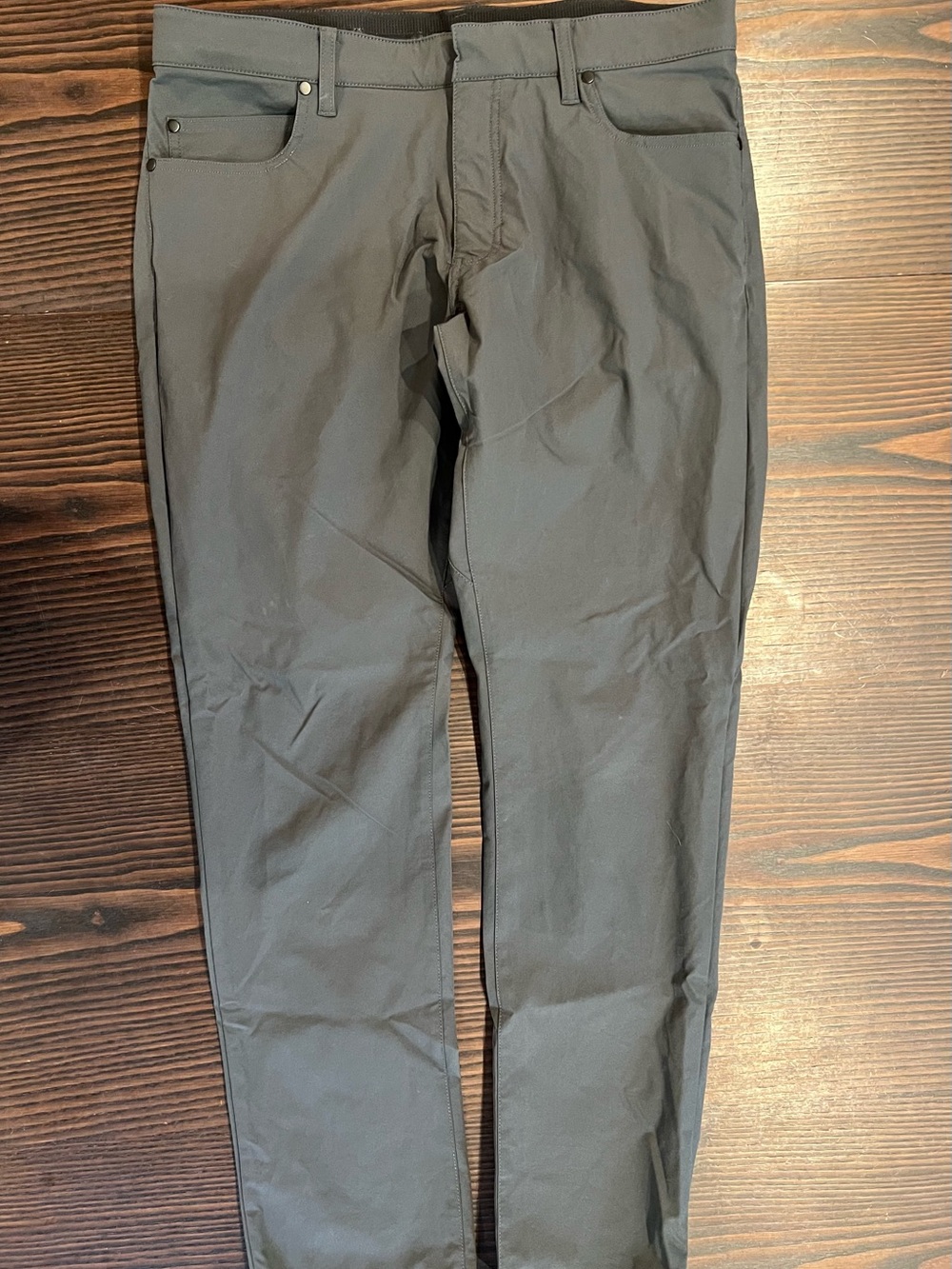 Nike Men's Dry Fit Chinos in Charcoal